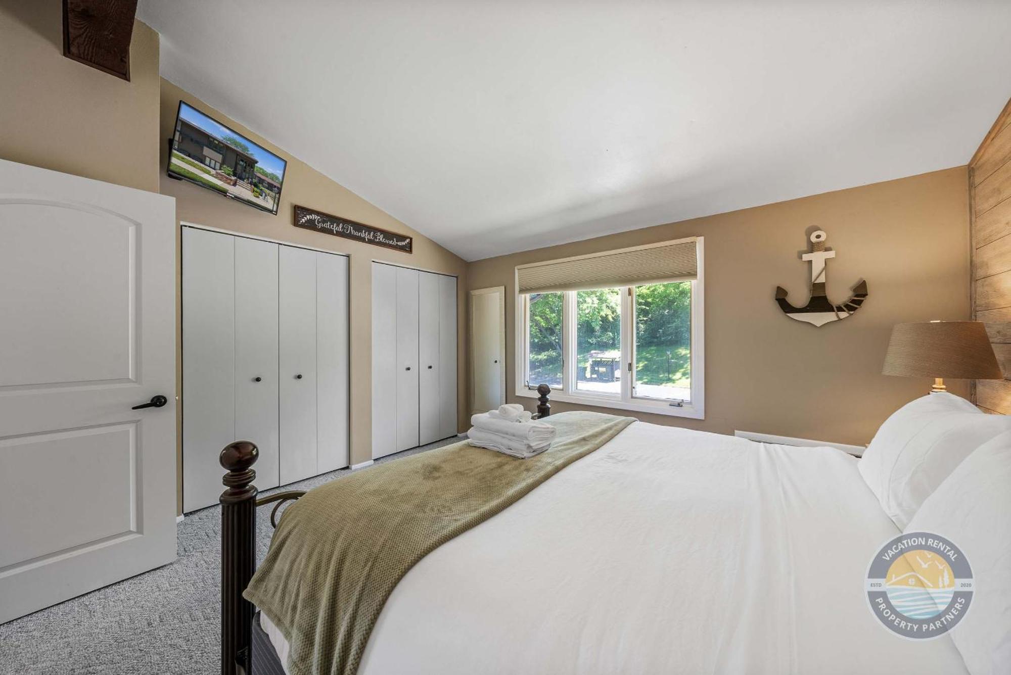 New Lake Como Condo With Lake Views Lake Geneva Buitenkant foto