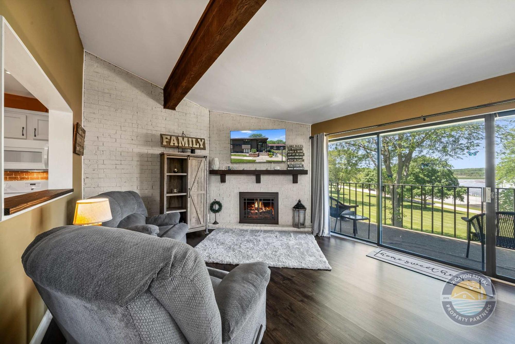 New Lake Como Condo With Lake Views Lake Geneva Buitenkant foto
